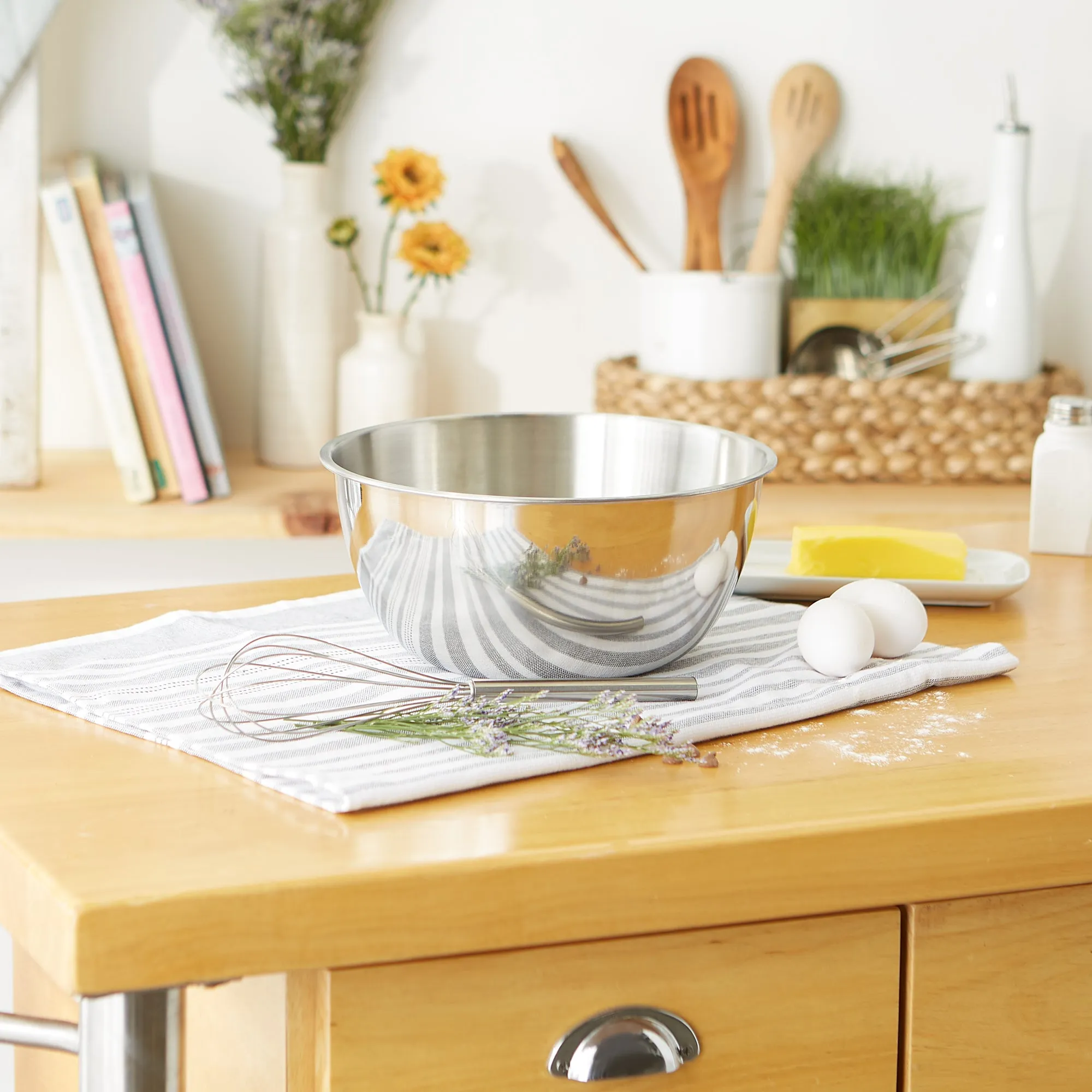 4 Qt Mixing Bowl - Stainless Steel