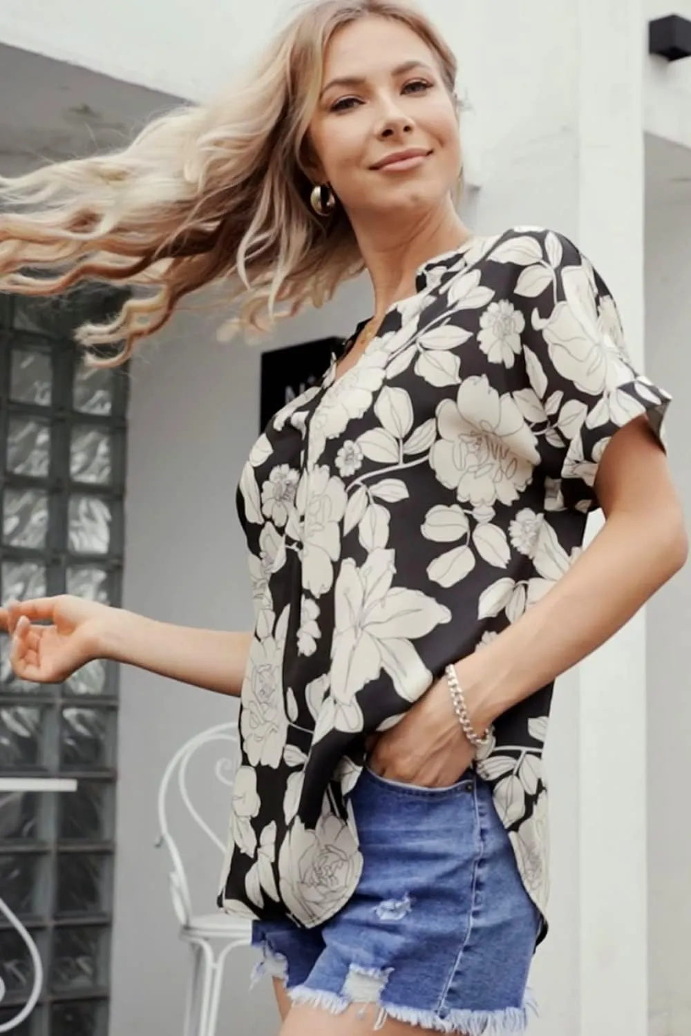 ANCAPELION Womens Summer Chiffon Blouse Casual Short Sleeve V Neck Shirt Loose Printed Cuffed Sleeve Tunic Tops for Women