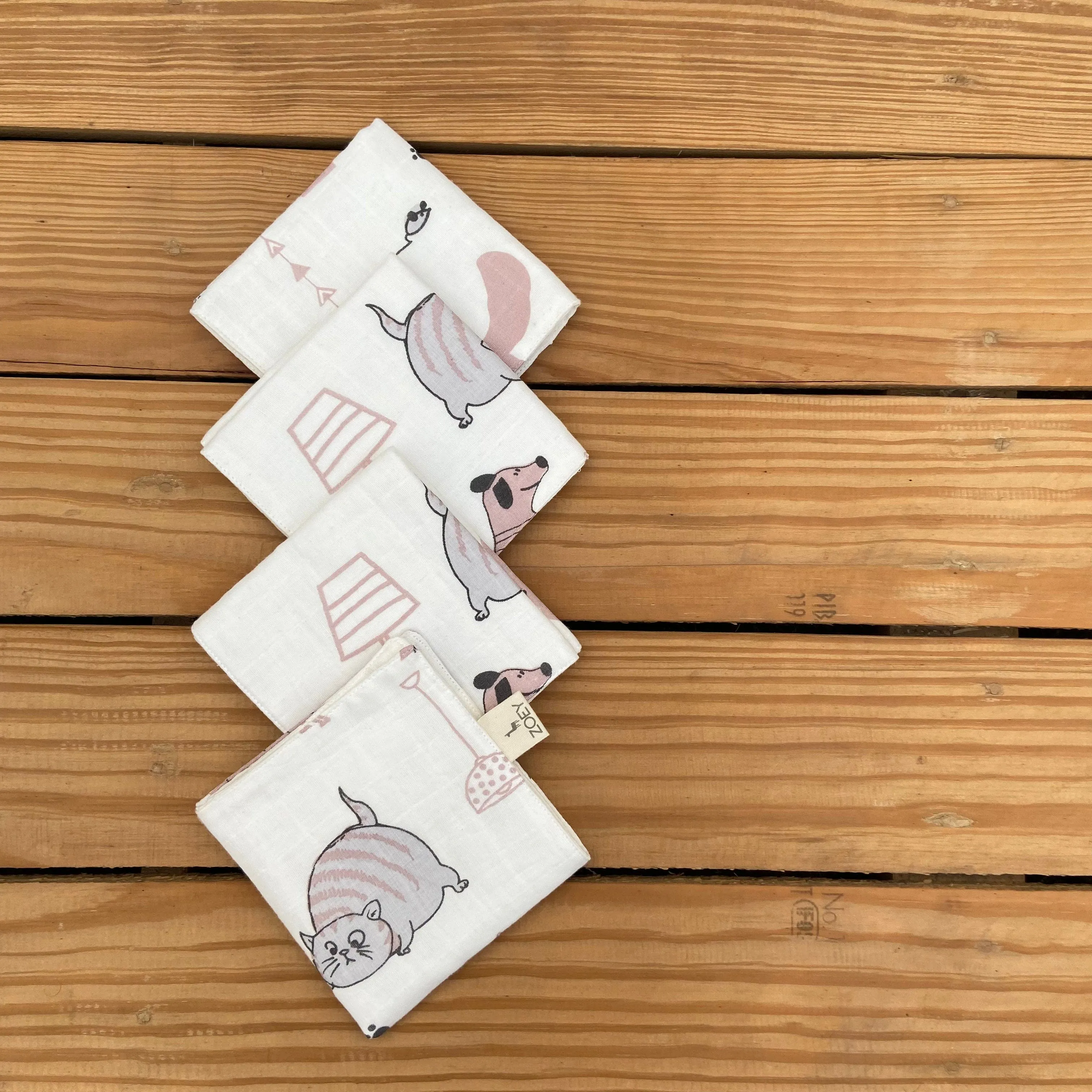 Woofles & Purrito Muslin Napkins/Wash Cloth (Set Of 4)