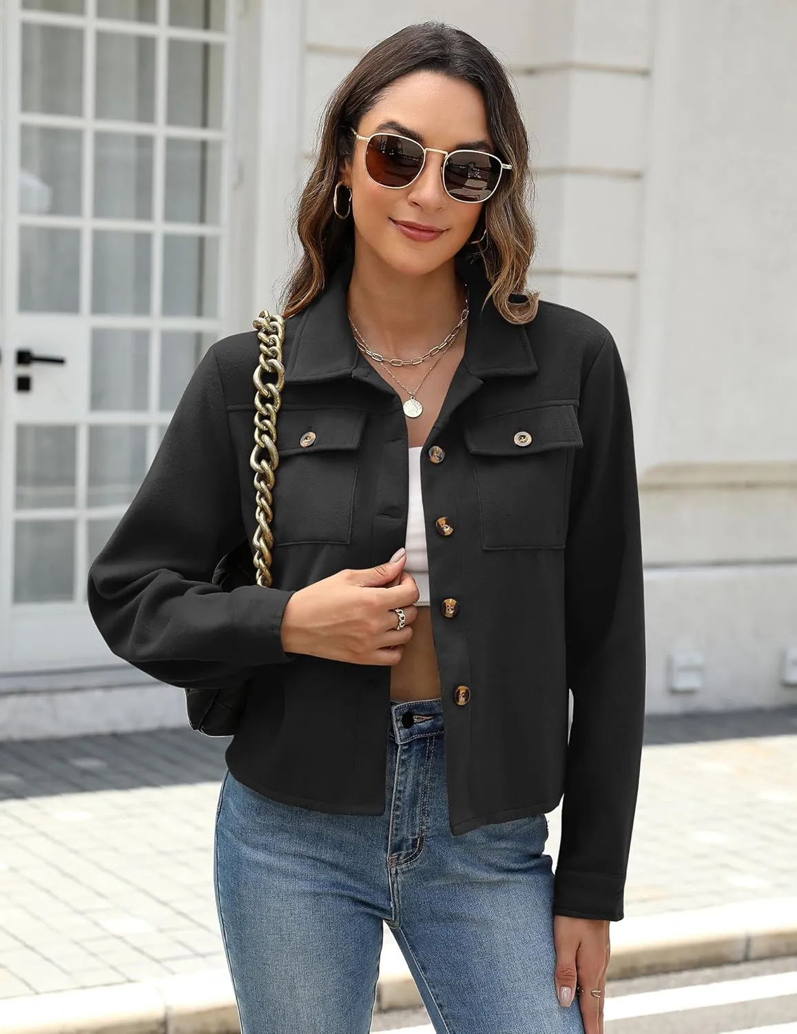 Zeagoo Flannels for Women Cropped Shacket Jacket Fashion Plaid Button Down Shirt 2025 Fall Coat Tops